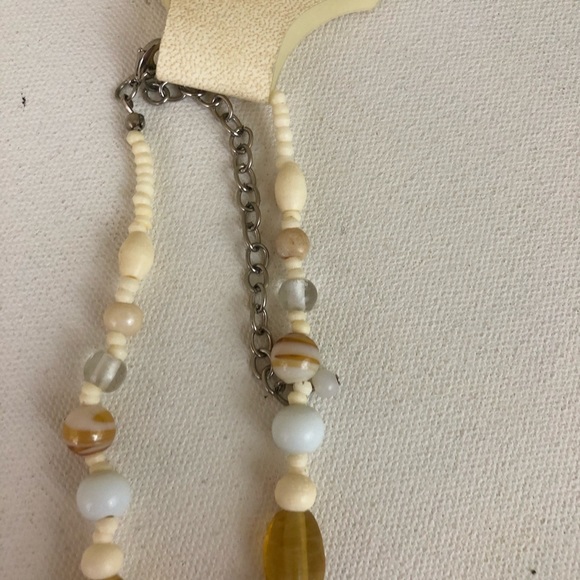 Ivory Beaded Necklace & Clip Earrings Set NWT - Picture 3 of 6
